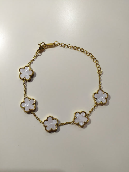 Pulsera trebol de cinco hojas blanco