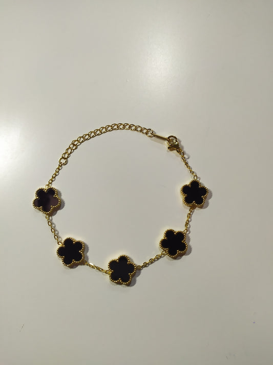 Pulsera trebol de cinco hojas negro