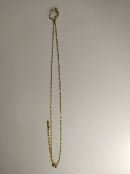 Collar con colgante trebol cinco hojas blanco